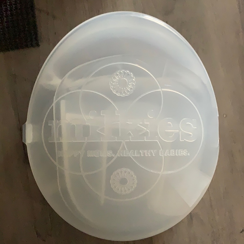 Milkies milk catcher